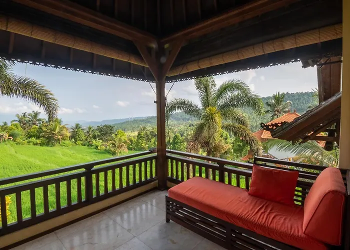 Lesong And Restaurant Hotel