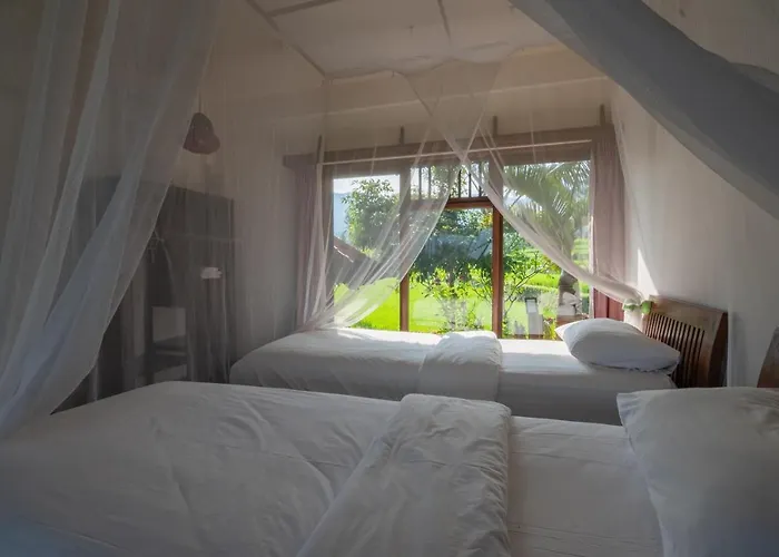Lesong And Restaurant Hotel Munduk