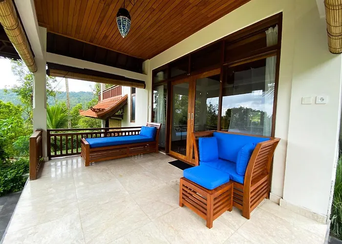 Hotel Lesong And Restaurant Munduk