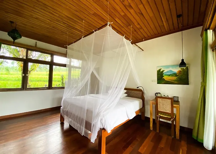 Lesong And Restaurant Hotel 2*