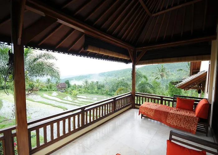Lesong And Restaurant 2* Munduk